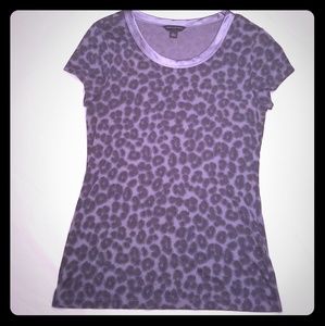 Size S Cute soft Tee  "Banana Republic"